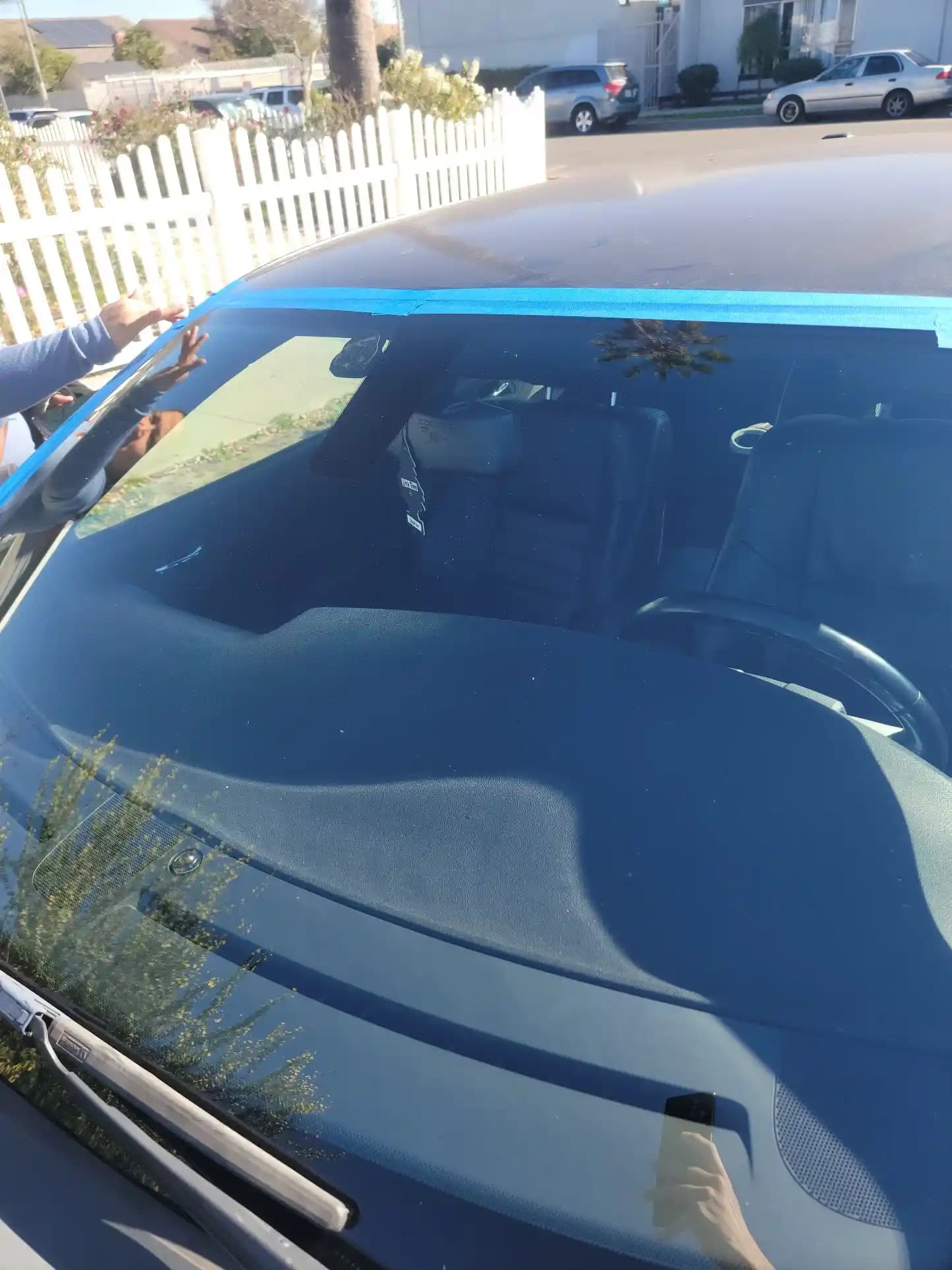 Windshield Repair Chicago: Stop Cracks Before They Spread image